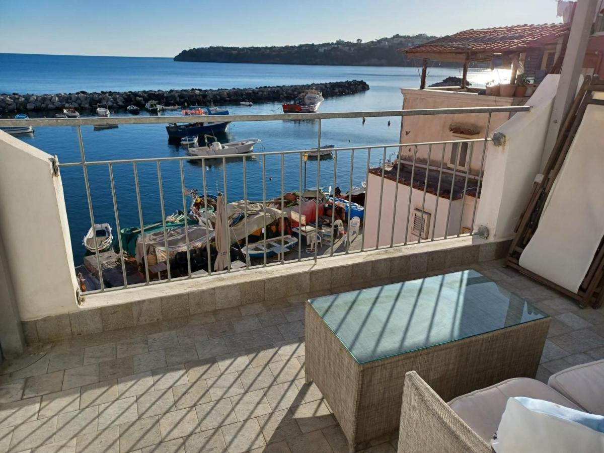 La Terrazza Di Maria Apartment โปรชิดา ภายนอก รูปภาพ