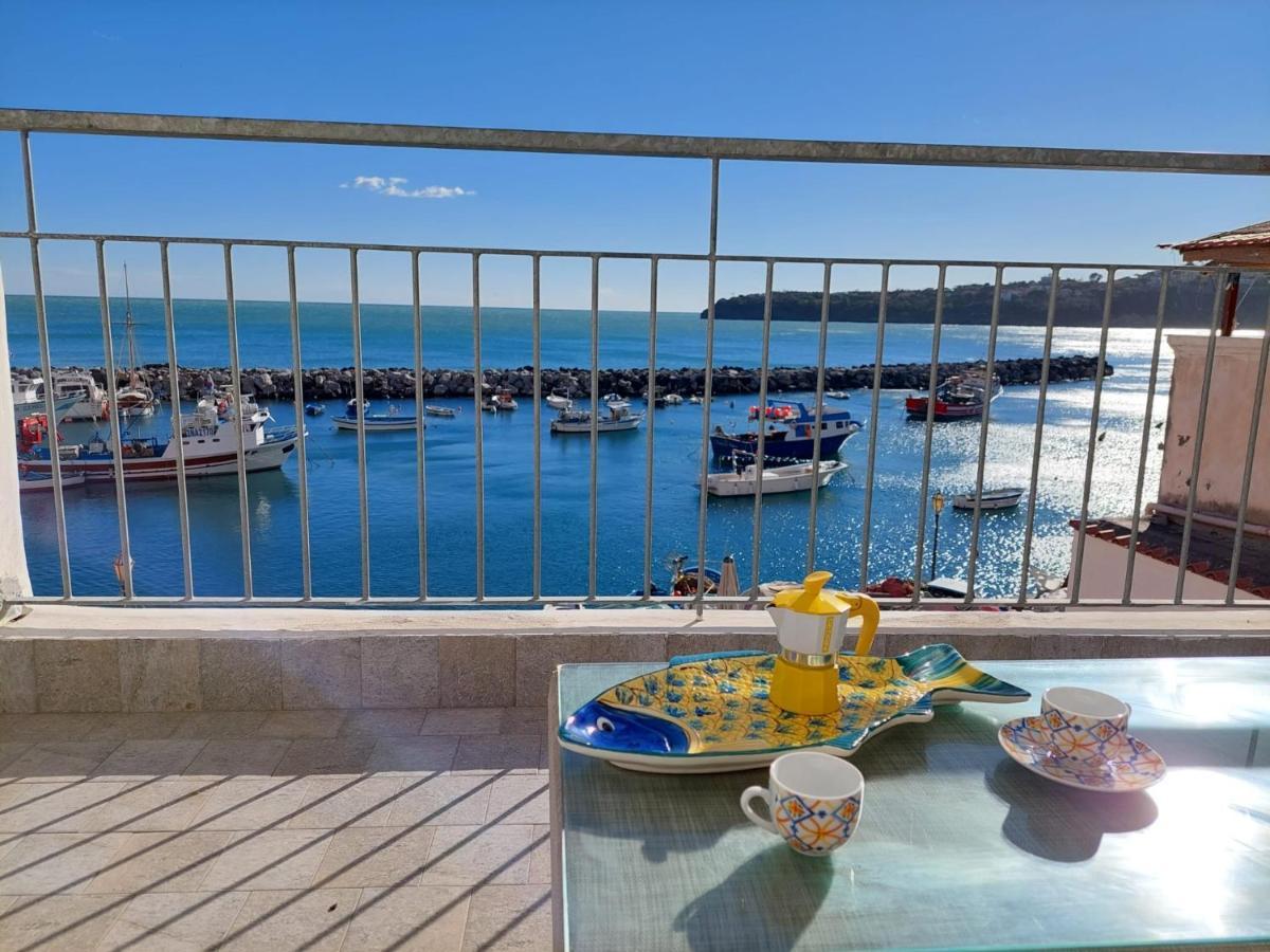 La Terrazza Di Maria Apartment โปรชิดา ภายนอก รูปภาพ